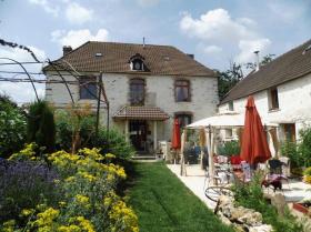 Le Manoir des Jardiniers Gourmands - demeure authentique avec cachet véritable