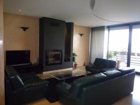 Grand appartement dans une résidence sécurisée à Rabat au Maroc