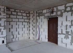 Je vends un appartement de 2 pièces à Odessa - un réaménagement est possible