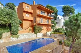 Maison individuelle avec magnifique vue mer