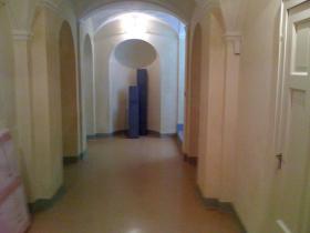A vendre ancien monastère du 18me siècle sur 3 étages