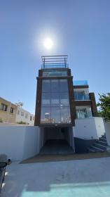 Luxueuse villa moderne au coeur de Protaras