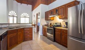 Villa de 4 chambres avec 3,9 acres (1,6 ha) de terrain au Libéria