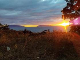 Terrain constructible proche de la plage en face de Nosy Be