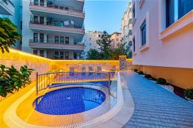 Appartement à vendre à 100 mètres de la plage de sable