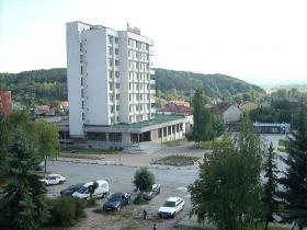 Complexe hôtelier de 5100 m2 en Bulgarie sur la route internationale E80