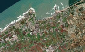 Terrain à vendre en Dar Bouazza avec vue panoramique sur les collines et mer