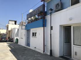 2 maisons récentes entièrement équipées à île de Rhodes