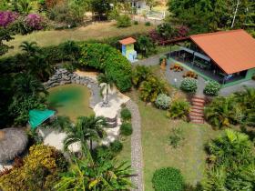 A vendre hôtel B&B avec restaurant en milieu montagnard et aquatique
