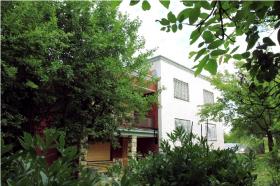 Maison avec grand jardin à vendre