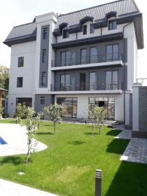 Nouvel hôtel de 5 étages prêt à l'emploi