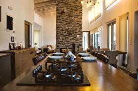 3 villas modernes de luxe à vendre à 1km de la plage