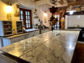 Très belle demeure situé dans beau village (chambres d'hôtes)