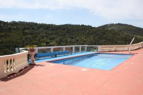 Maison-villa avec 6 appartements sans vis à vis - bon revenu locatif