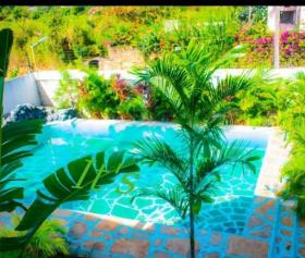 Maison moderne entièrement meublée de 4 chambres