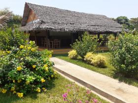 A vendre ensemble restaurant, gite et villa sur l’île touristique