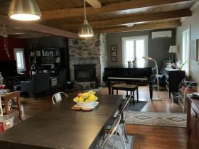 Fermette unique de 18 acres et à 40 minutes de Montréal