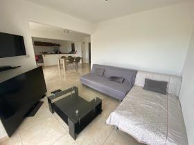 Appartement spacieux situé à Bas du Fort