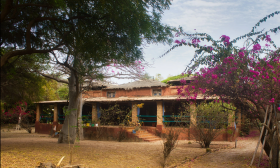 Petit hôtel à vendre ou à louer au Sénégal Plage
