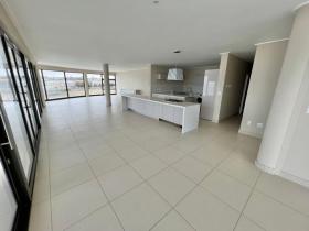 Unique penthouse à vendre