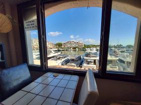 Appartement avec vue panoramique sur Marina à 3 km de Saint Tropez