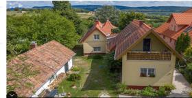 Maison avec maison de retraite attenante