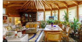 Maison avec maison de retraite attenante