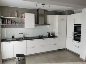 Appartement de 3 pièces meublé et entièrement équipé