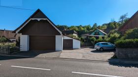 Grande maison de maitre avec piscine et dépendances