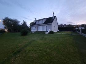 A vendre très belle maison bourgeoise 1970