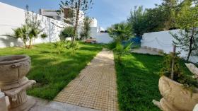 Villa bien située à La Soukra