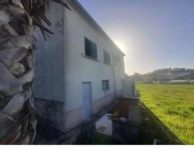 Grande maison de campagne avec terrain privatif et jardin