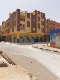 Vente d'un immeuble d'angle de 4 étages