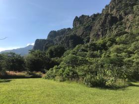 Magnifique terrain avec chalet Tepozteco