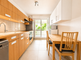 Appartement dans un parc arboré avec un accès sécurisé