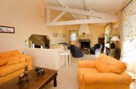 Belle demeure Provençale sur 2 hectares 300 - 7 chambres - Piscine 15 m x 7 m
