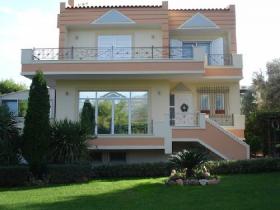 Villa quartier de Nea Makri à Athènes
