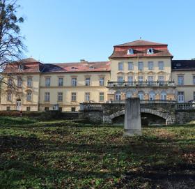Château à la frontière autrichienne en Hongrie à vendre