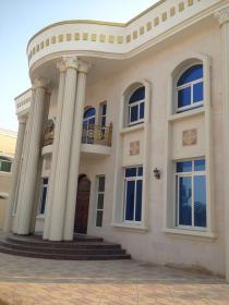 Maison à Dubaï à 400 mètres du yacht club