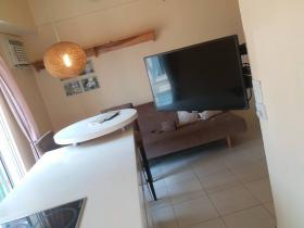 Appartement entièrement meublé avec cuisine sur mesure