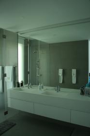 Charmante maison rénovée en bord de mer au Portugal, grande opportunité d'investissement