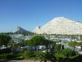Appartement 4 pièces style moderne avec vue panoramique mer et port