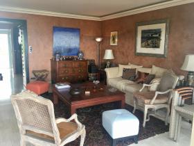 Appartement avec grand balcon - une vue mer panoramique