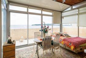 Grande maison avec jardins en 1ere ligne avec vue sur mer à Leucate Plage