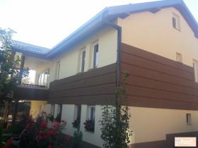 Maison de 2 étages avec deux entrées séparées