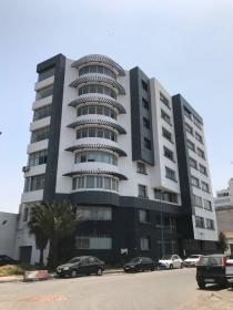 Immeuble de 7 étages à vendre
