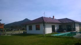 Maison de vacances L-Bungalow avec piscine