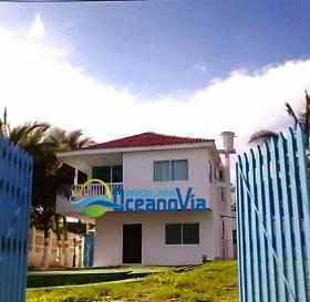 Maison Rustique en Vente - magnifiques plages de Santa-Veronica