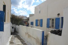 Maison sur l'île de Santorin dans le village de Megalochori