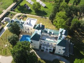 Château à couper le souffle à vendre en Hongrie, à Acsaújlak